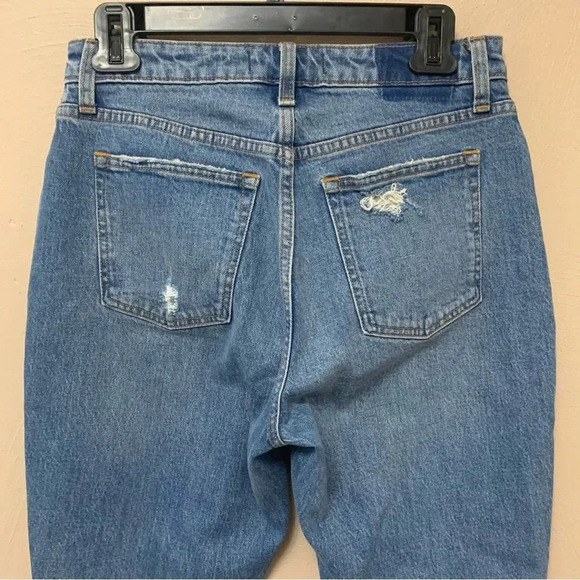Abercrombie & Fitch The Mom High Rise Curve Love Jeans Size 27 Size 4 - Picture 6 of 9